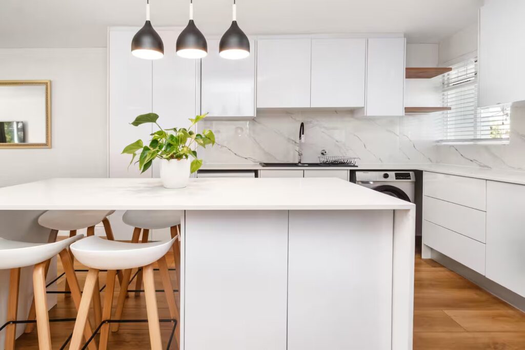 Sea point  2 bedroom Apartment
