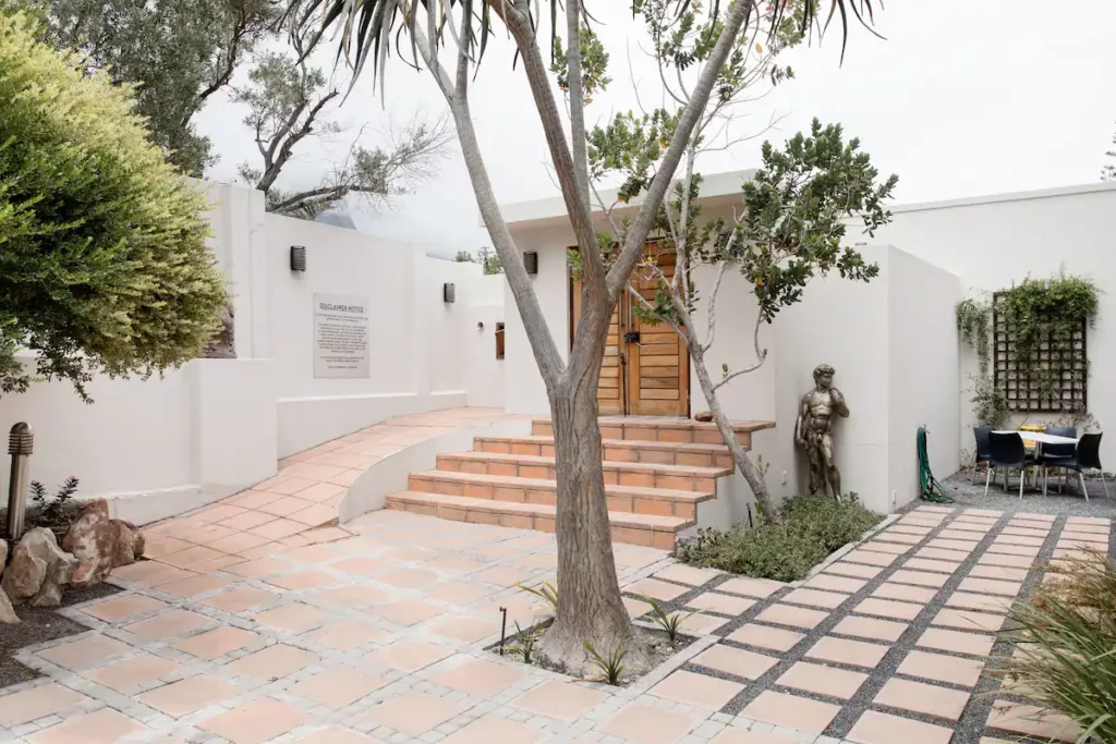 Camps Bay Villa with Ocean Views & Infinity Pool