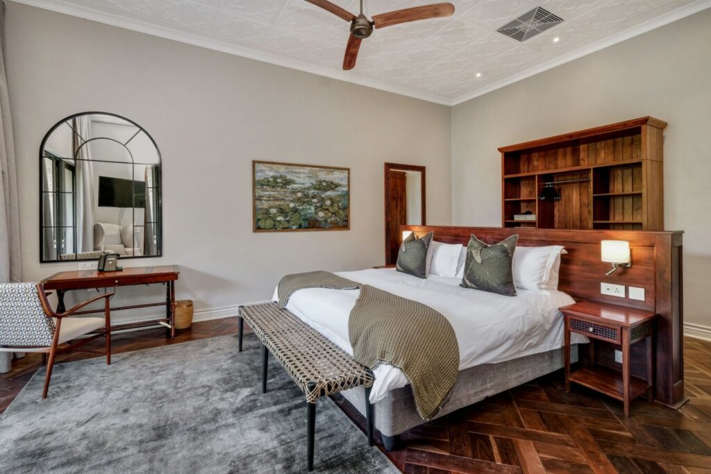 Palm River Hotel *****