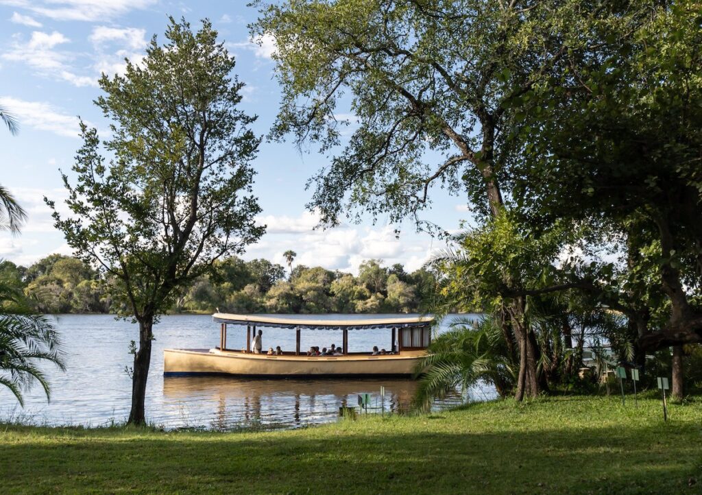 Palm River Hotel *****