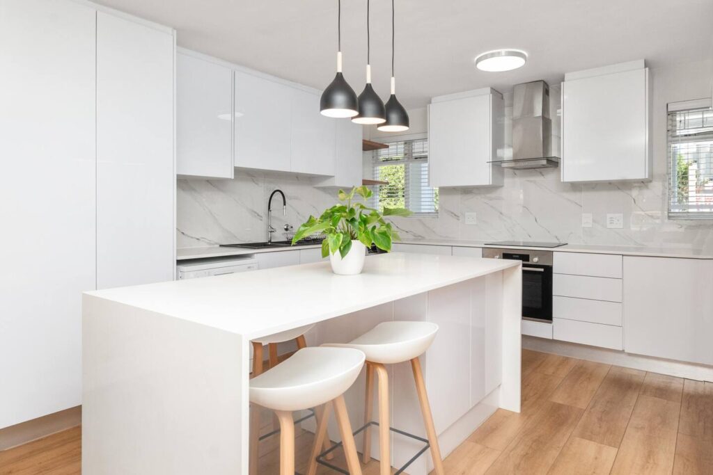 Sea point  2 bedroom Apartment