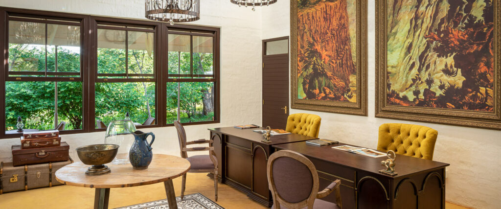 Mbano Manor Hotel  *****